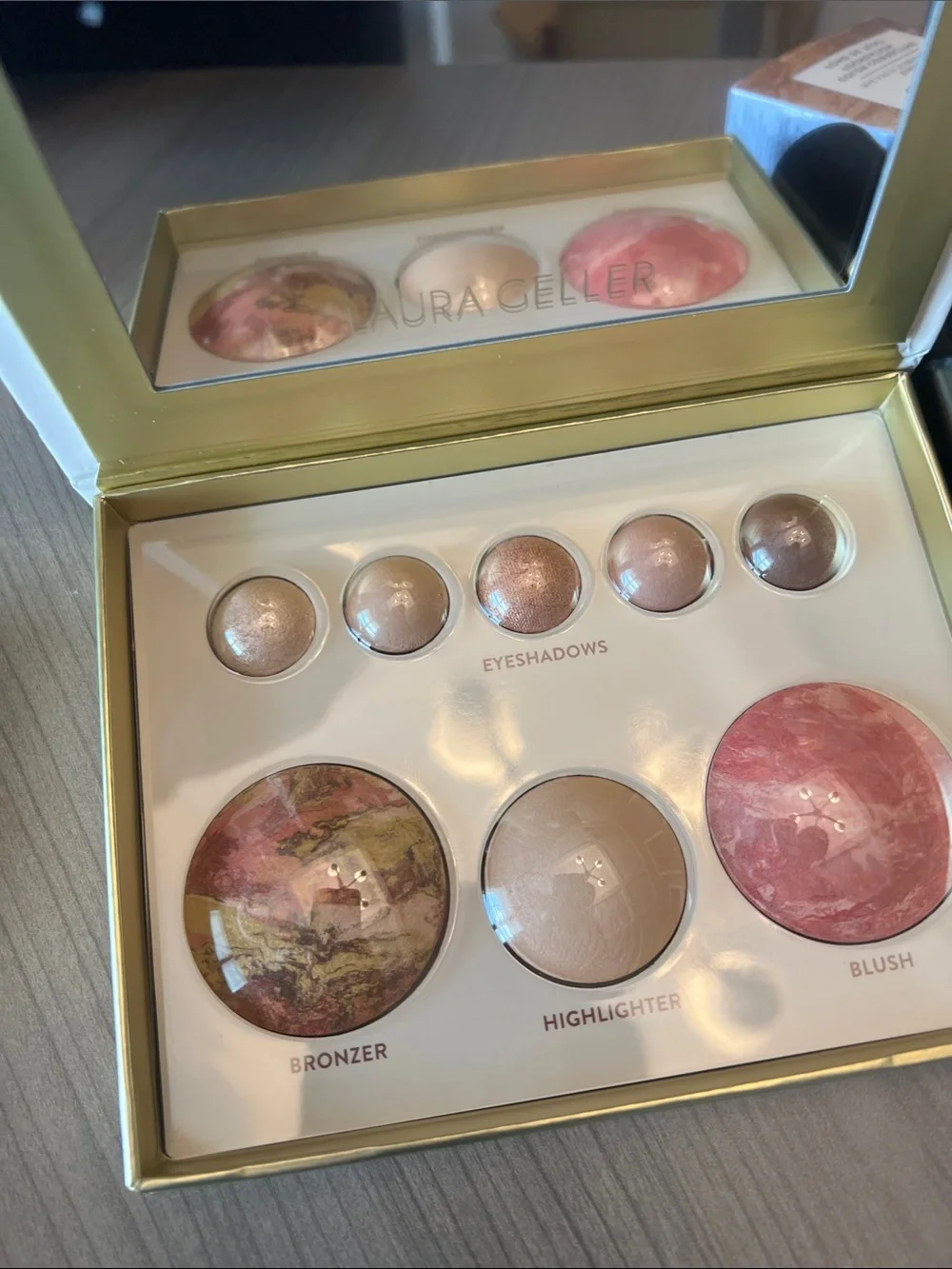 Laura Geller NEW
